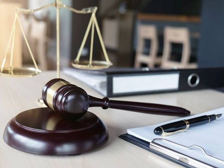 Scopri di più sull'articolo Chi fa causa al condominio non può essere convocato in assemblea.